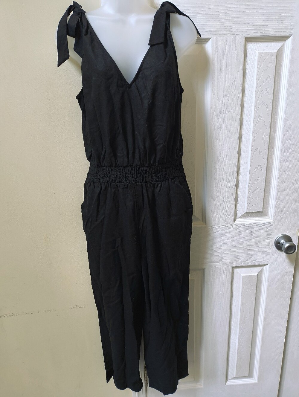 Women’s Black Tie-Shoulder Jumpsuit